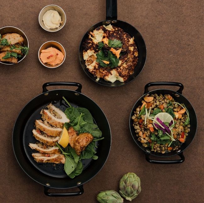 Thermalloy Black Carbon Steel Fry Pan with 2 Handles