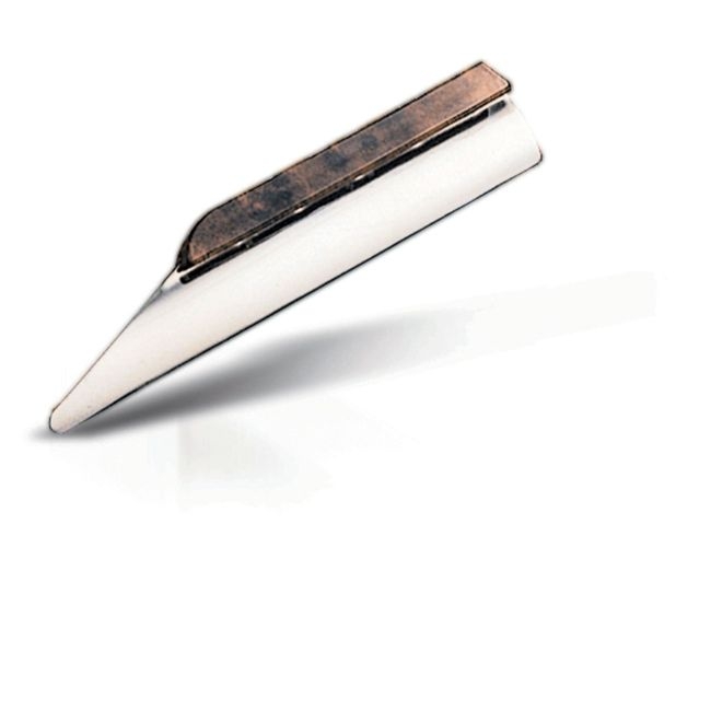 Pocket-Size Table Crumber